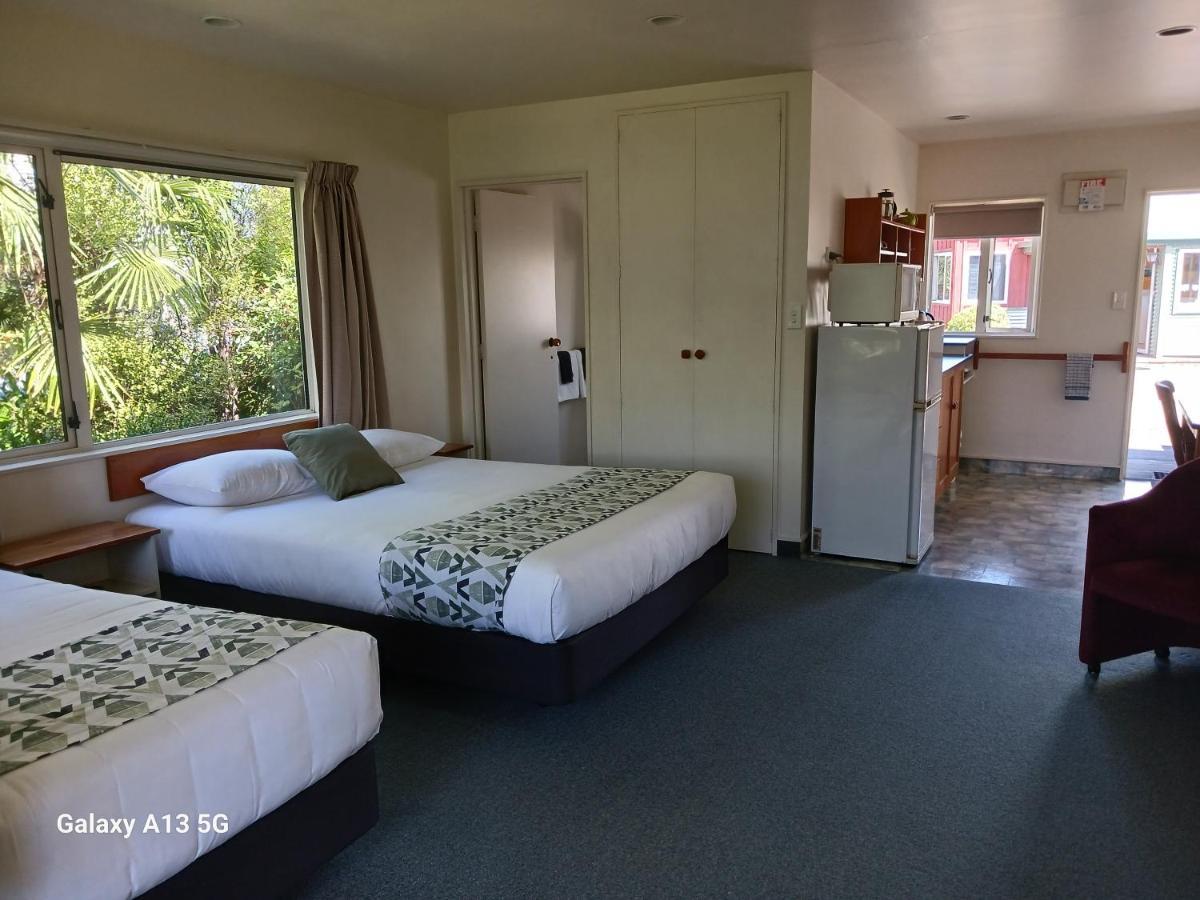 Anatoki Lodge Motel Takaka Zewnętrze zdjęcie